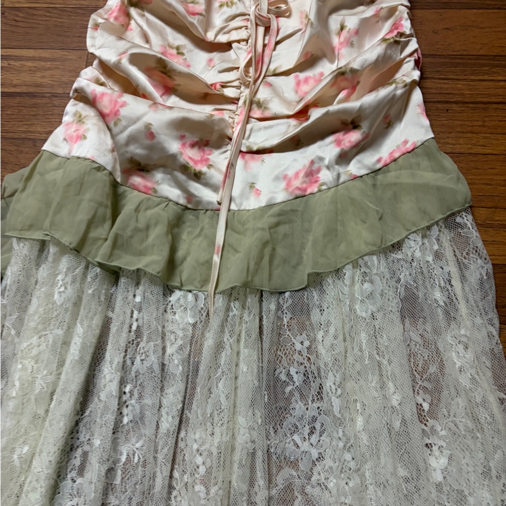 Lacemade Collection Oceanides" Dress - Picture 11 of 16